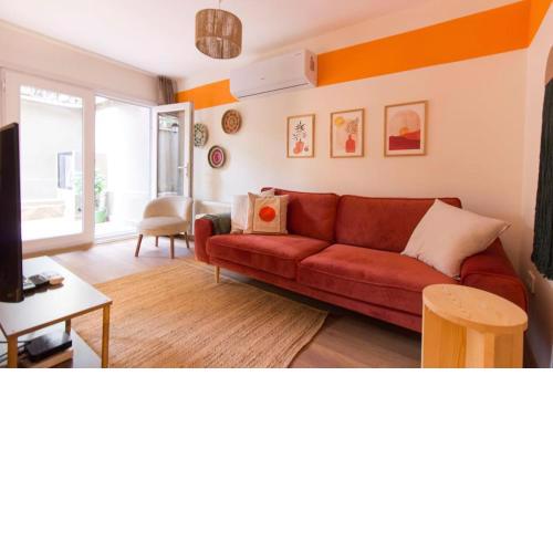 Colorful & Cute 1BR Architect Flat w Private Patio