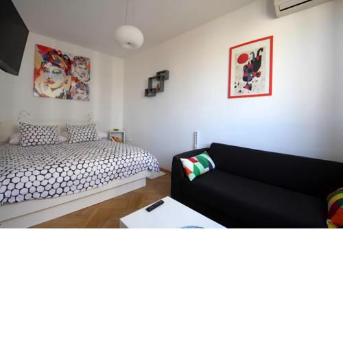 Colour View Apartment