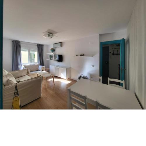 Colours Apartment and Garage Historical Center 4 pax