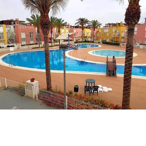 Comfortable apartment in Andalucía with patio and garden
