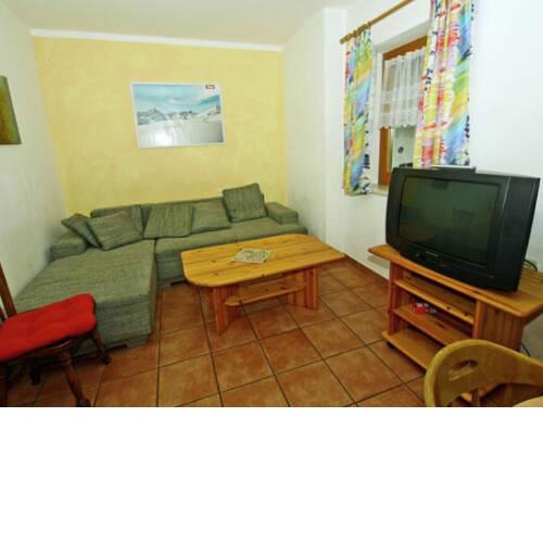 Comfortable Apartment in Mayrhofen with Garden