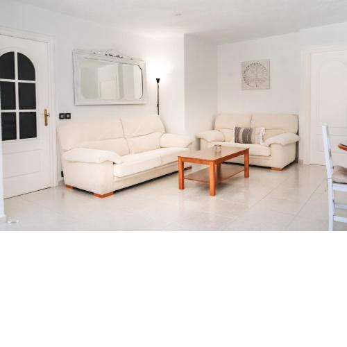 Comfortable apartment on the beach's first line.