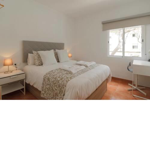 Comfy 3 Bedroom Near City Center