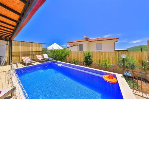 Comfy Villa Ipek with Pool