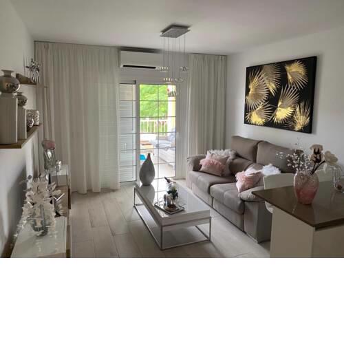 Comme chez-soi Like home Como en casa