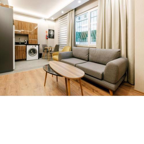 Compact Flat 8 min to Torium Mall in Beylikduzu