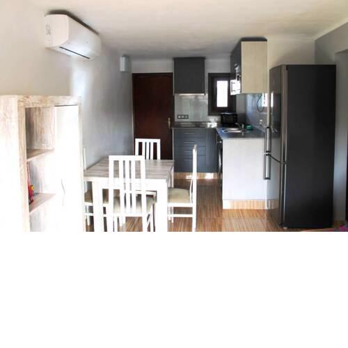 Completly renovated ap. 2min. from the beach!