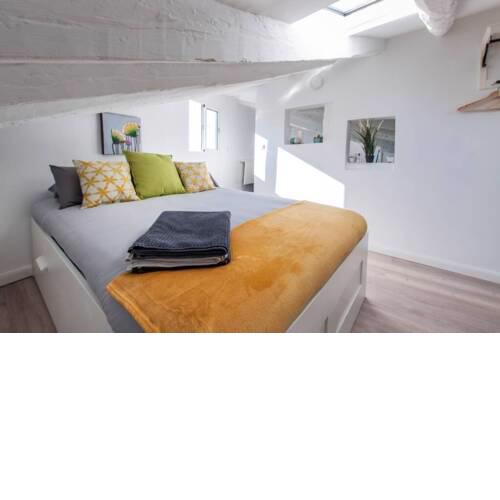 Confy & Bright nest in the city center