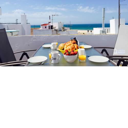 Conil town house with roof terrace and nice views