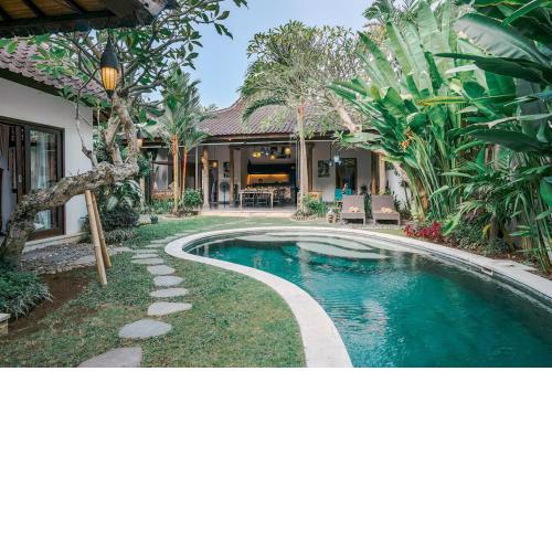 Contemporary Balinese 4BR Private Villa in Umalas