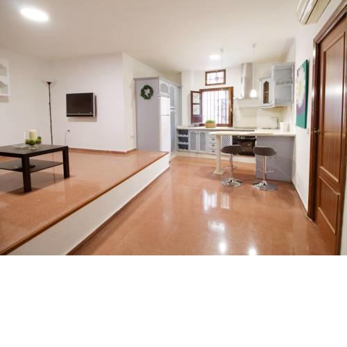 Cordoba centro Apartamento 4P wifi by Lightbooking