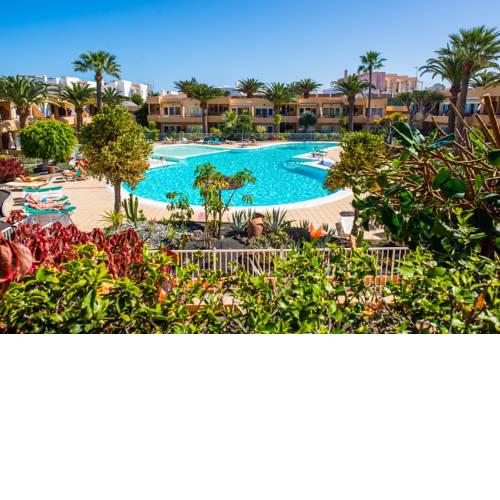 Corralejo Dunes Apartment "Papaya" with Pool & Wifi- Only 300m to the Beach by Holidays Home