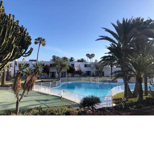 Corralejo Oasis, lovely 2-bedroom apartment