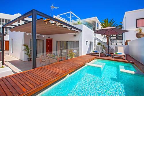 Corralejo Villa Sleeps 3 with Pool Air Con and WiFi