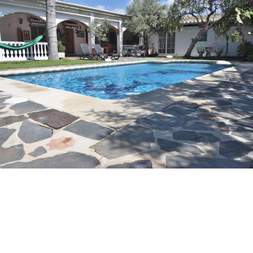 Cortijo andaluz, jacuzzi, piscina, palmeras Nerja.