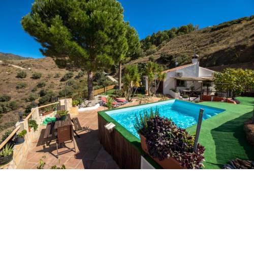 CORTIJO BAEZA - CASA RURAL 4 PERSONAS TORROX
