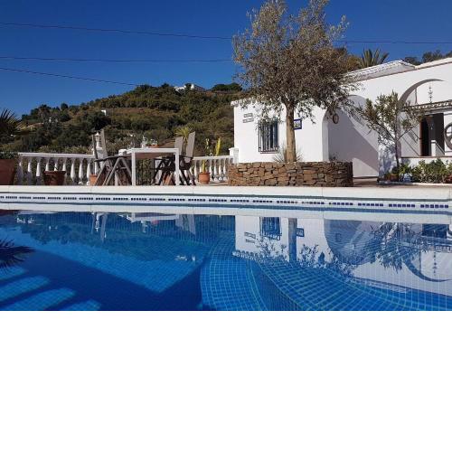 Cortijo Pura Vida