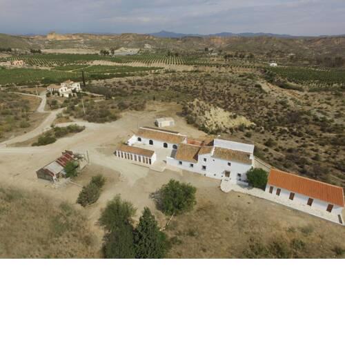 Cortijos Urrá, Alojamientos Rurales & Field Centre