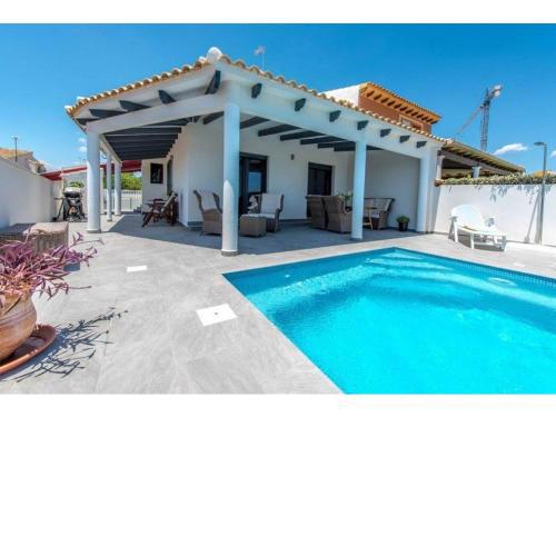 Costa Blanca Poolvilla