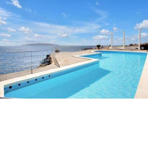 Costa Isora Frontline Pool