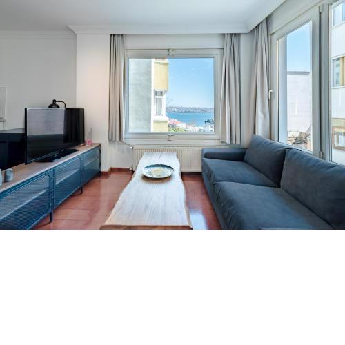 Cosy 1 bedroom apartment with Bosphorus view