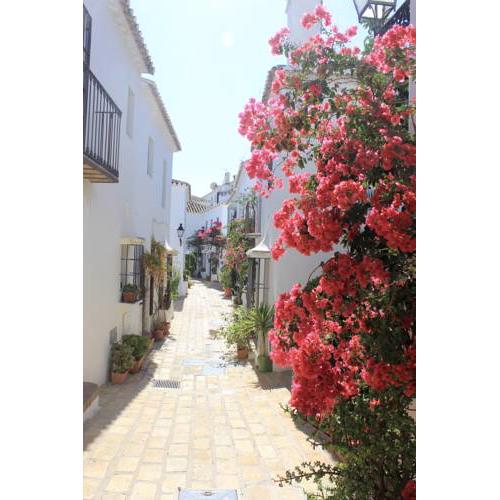 Cosy 2 Bed Townhouse In Mijas Pueblo, sleeps 4