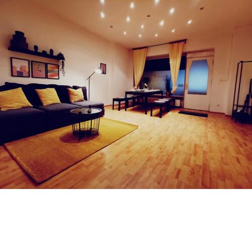 Cosy 2 Bedroom Apartment for 8 in Berlin Neukölln