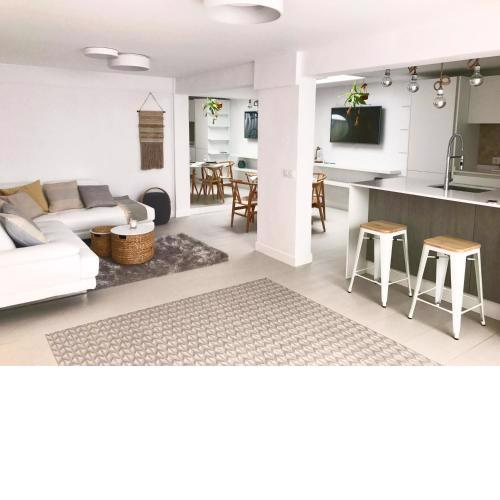 Cosy 2 bedroom apartment in La Caleta, Tenerife