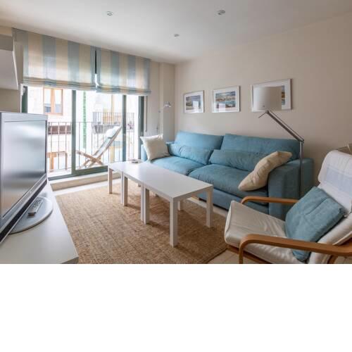 Cosy Apartment in L'Escala near Platja de Riells