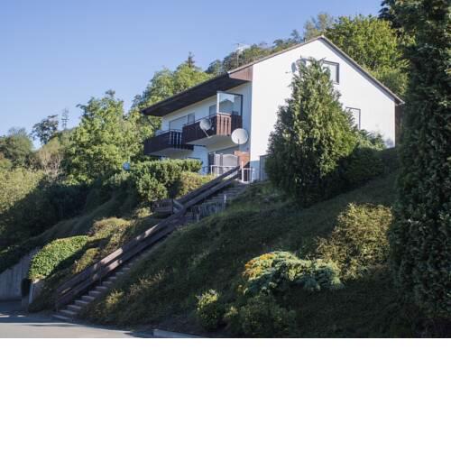 Cosy apartment with terrace in Niedersfeld