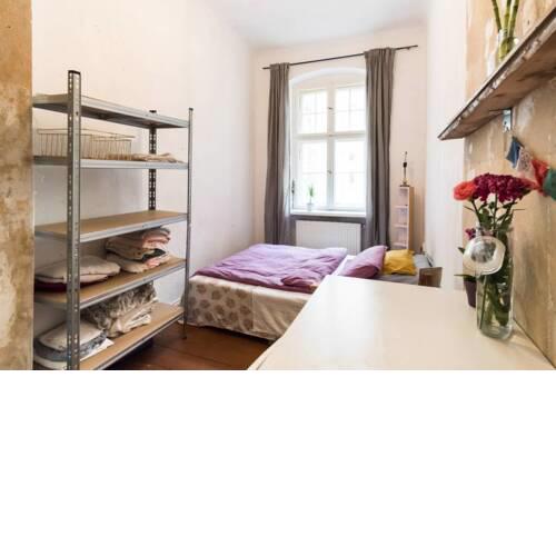 Cosy authentic neukoellnstyle room