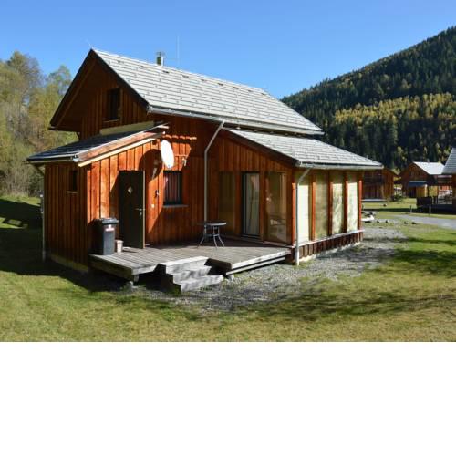Cosy Chalet in Stadl an der Mur with Valley Views