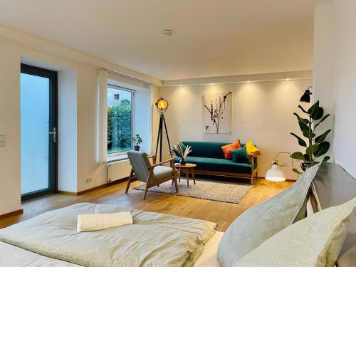 Cosy holiday flat with free parking