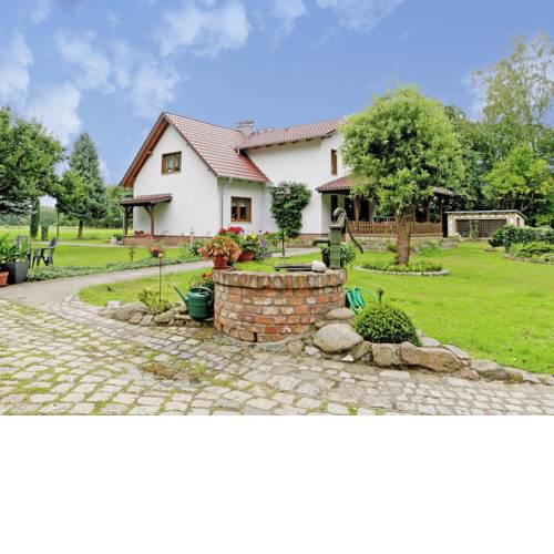 Cosy Holiday Home in Schmogrow-Fehrow by the Forest