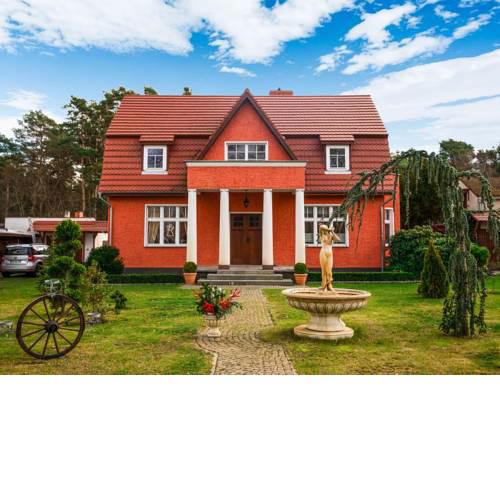 Cosy Villa in Königs Wusterhausen OT Niederlehme with Garden
