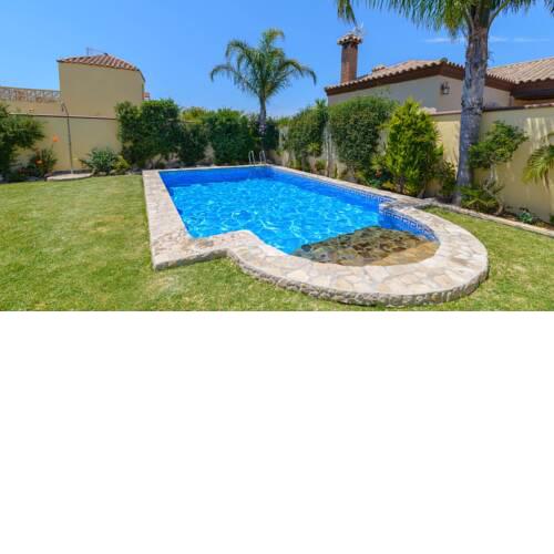 Cosy villa with BBQ and garden near the beach