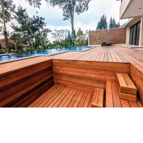 Cottonwood Exclusive Villa @Lembang Asri - Jacuzzi Playground Netflix Billyard