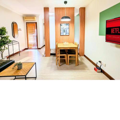 Cottonwood Stay - Midcentury Apartment 811