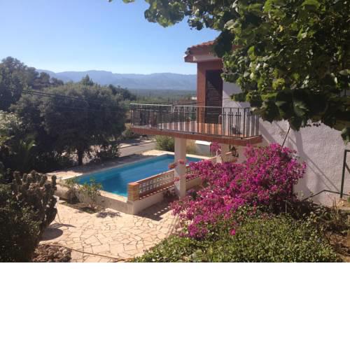 Country house Godall