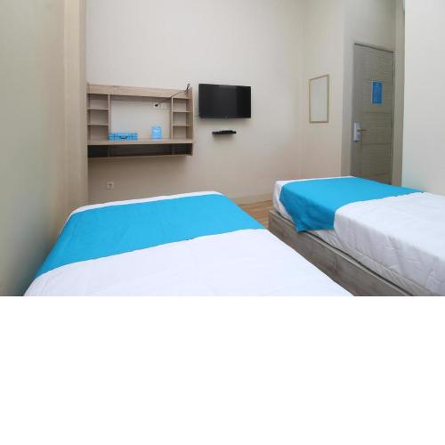 COZROOMS near MRT, Plaza Indonesia, and Grand Indonesia