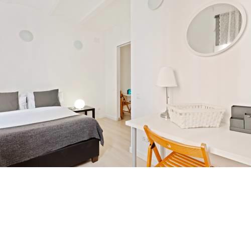 Cozy 1Bedroom Apt, 6mins to Sagrada Familia