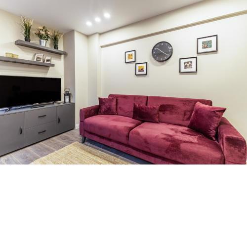 Cozy and Compact Flat in Central Sisli