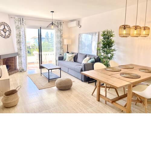 Cozy Apartment - Sea Views - Near to Beach