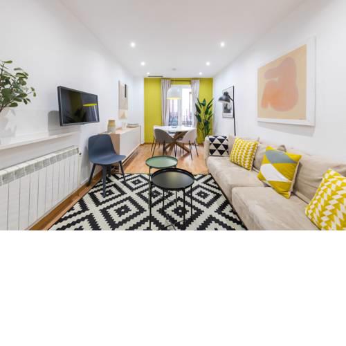 Cozy Apartment- 2BD 2BT-Pool