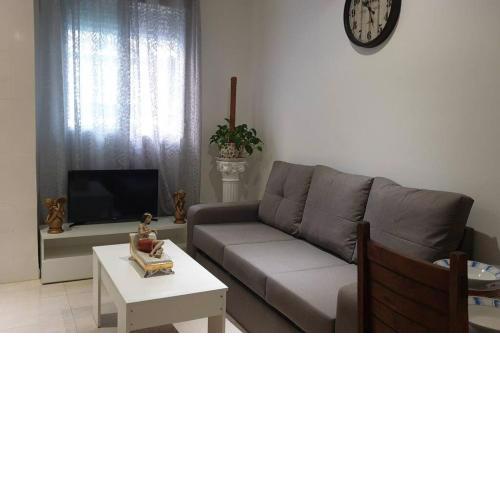 Cozy Apartment 2km from Plaza de Toros-Ventas