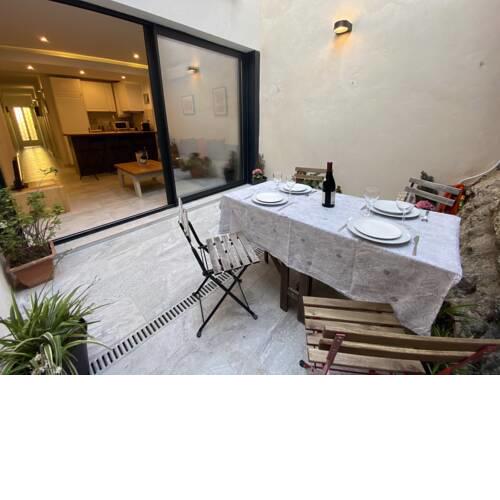 Cozy apartment 5 minutes walk to the beach