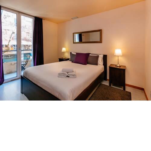 Cozy Apartment Casanova-Eixample