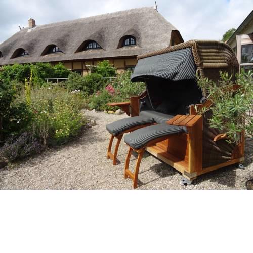 Cozy Apartment in Alt Farpen with Garden