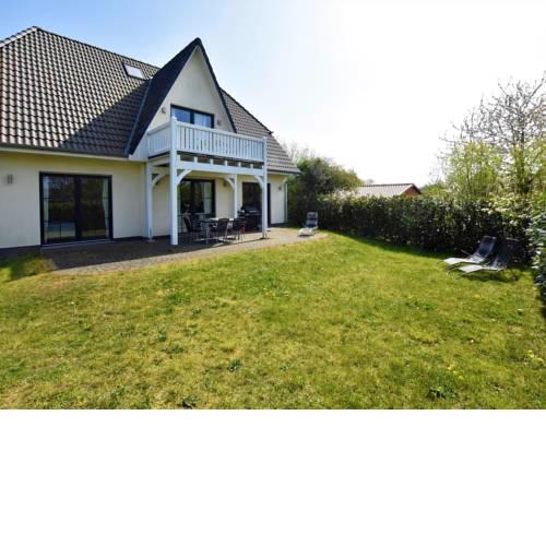 Cozy Apartment in Bastorf with Garden