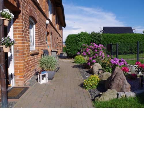 Cozy Apartment in Hohenkirchen near Sea